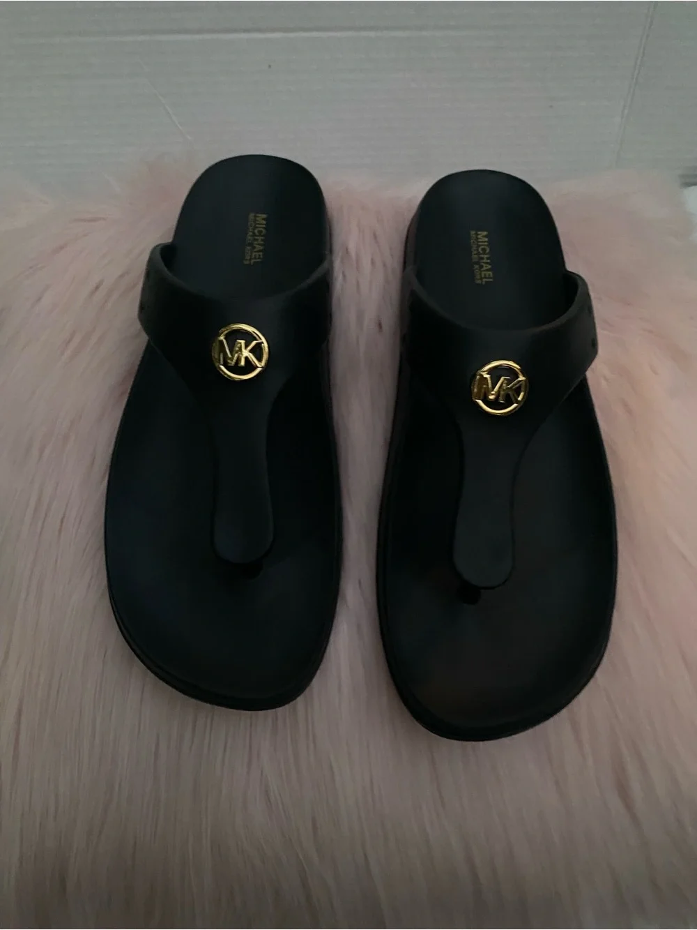 Michael Kors Lilie Jelly Sandals Black Thongs / Gold Size 11